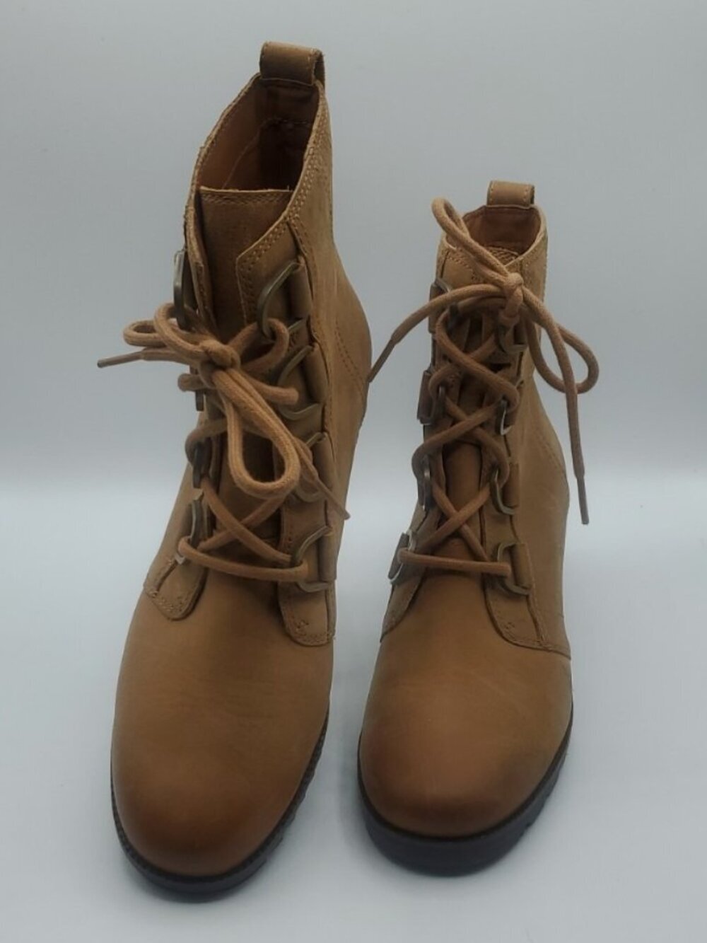SOREL Women Cate Lace Up Boot Water-Resistant Leather Boots in Velvet Tan 39 / 8